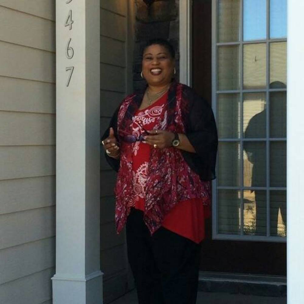 Meet your Posher, Mamie